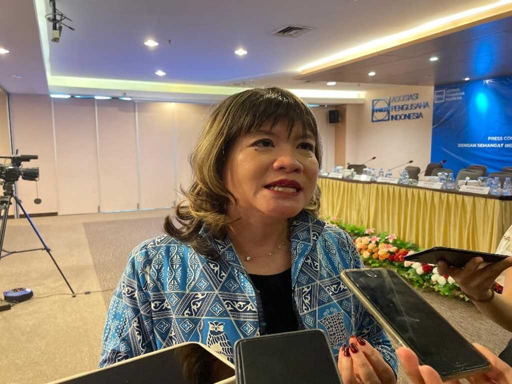 Apindo Ungkap Daya Beli Masyarakat Tertekan, Penjualan Kendaraan Anjlok 9%