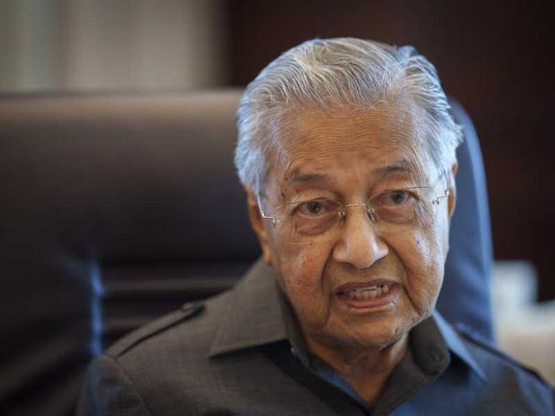 Mahathir Minta Undangan Trump di KTT ASEAN Dibatalkan, Sebut AS Dalang Genosida Palestina