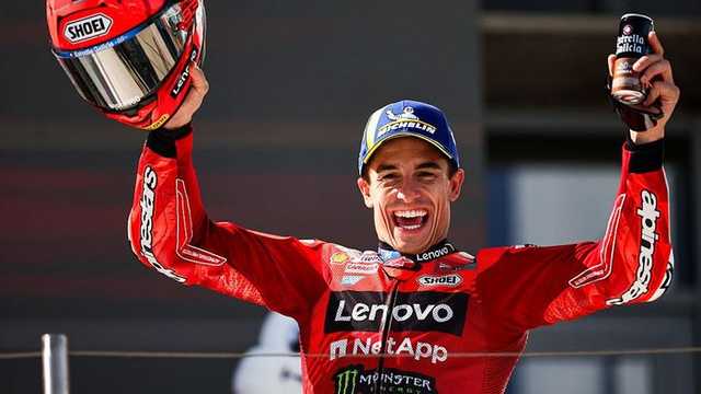 Marc Marquez kunci gelar juara dunia MotoGP 2025, samai Rossi