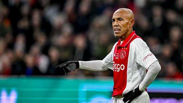 Legenda Ajax Soroti: Bakat Indonesia 
Terganjal Mental dan Disiplin