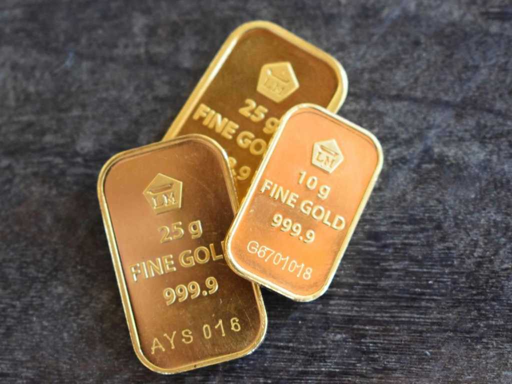 Karat Emas: Pentingnya Memilih untuk Investasi atau Perhiasan