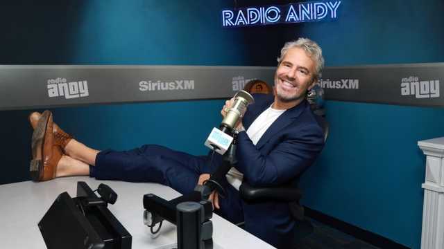 Andy Cohen perpanjang kontrak tiga tahun, lanjutkan Radio Andy di SiriusXM