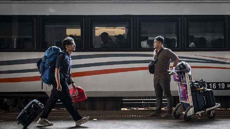 KAI Cirebon Tambah 2.560 Tiket Kereta, Antisipasi Lonjakan Libur Maulid Nabi