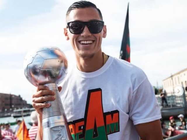 Search image article