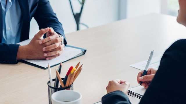 Ironi Sarjana: Lulus Kuliah Malah Sulit Dapat Pekerjaan
