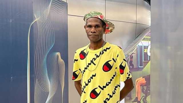 Komedian Klemens Awi, pemeran Celo Epenkah Cupentoh, meninggal dunia
