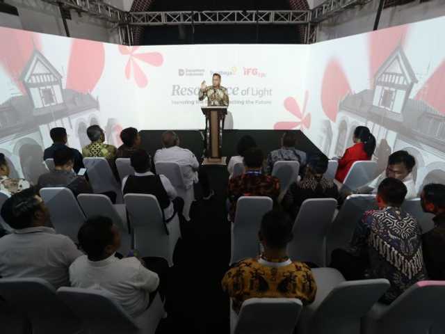 Search image article