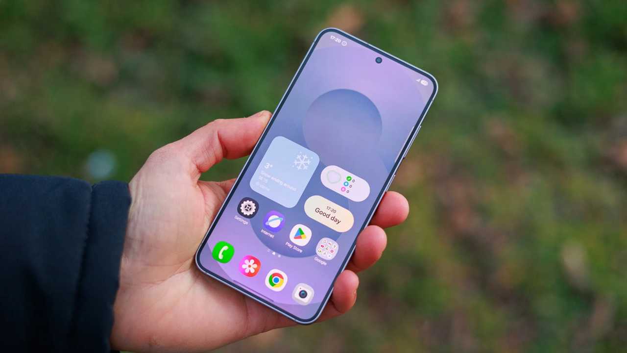 Bocoran One UI 8.5 Samsung: Jam Adaptif Lebih Cerdas, Kenali Semua Objek Wallpaper