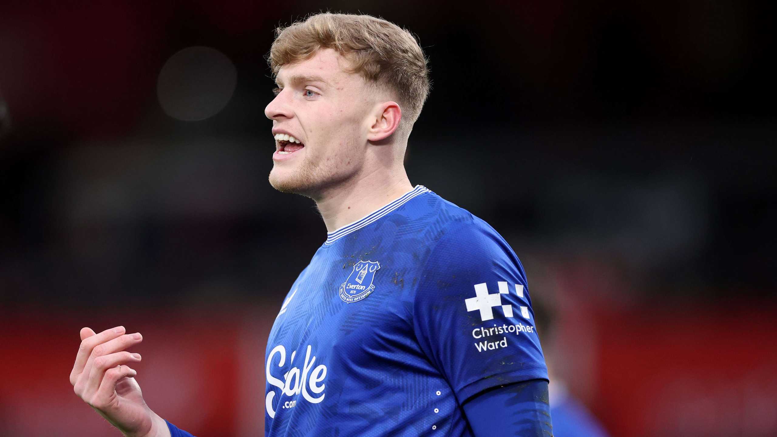 Manchester United siapkan tawaran £65 juta untuk bek Everton Jarrad Branthwaite