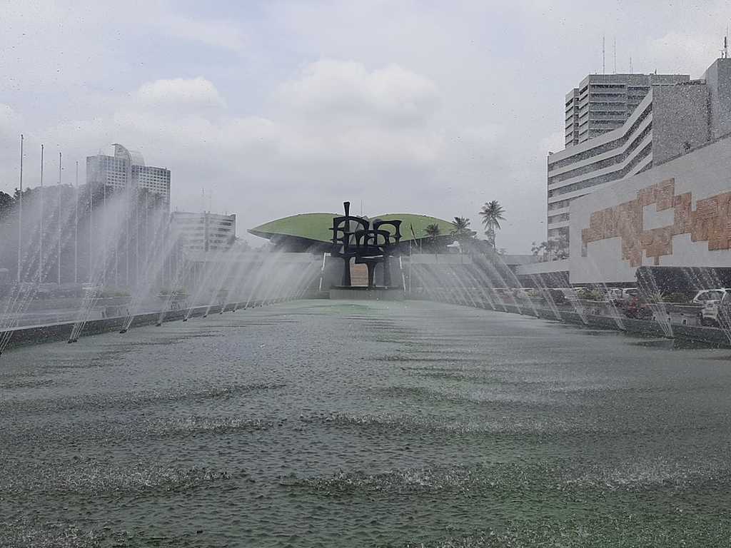 DPR Setujui Anggaran KKP: Rp 2 Triliun untuk Kapal Pengawas Anti-Illegal Fishing