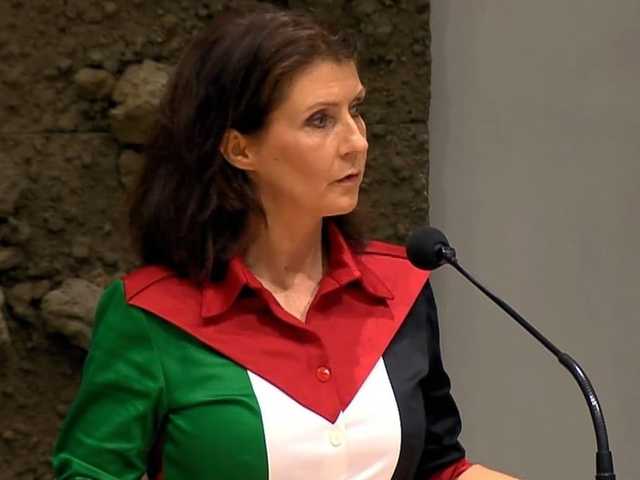 Anggota DPR Belanda dipaksa ganti baju karena blus bendera Palestina