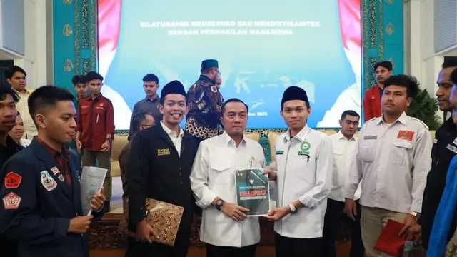 BEM PTNU Desak Prabowo Prioritaskan Kesejahteraan Guru & Buruh di Istana