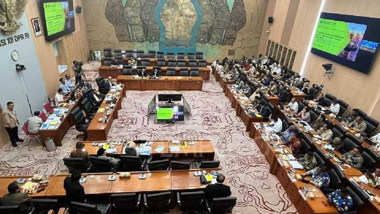 Kepala Daerah Kaltim-Papua Barat Desak Percepatan PI Migas 10%