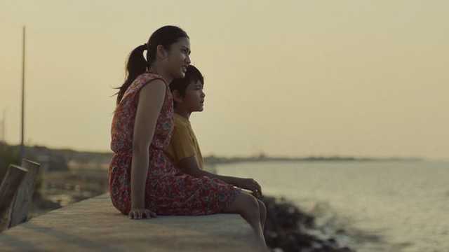 Pangku: Debut Sutradara Reza Rahadian, Bukti Bakat Tak Terbatas