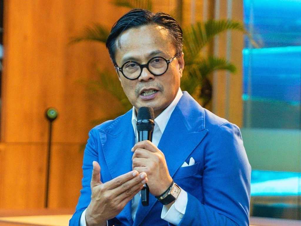 Prabowo tunjuk Dony Oskaria sebagai Menteri BUMN ad interim