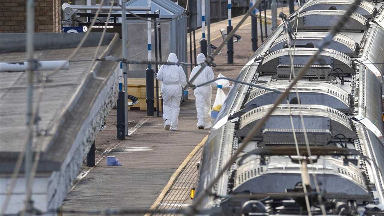 Penikaman Kereta Inggris: Polisi Pastikan Pelaku Tunggal, Bukan Terorisme