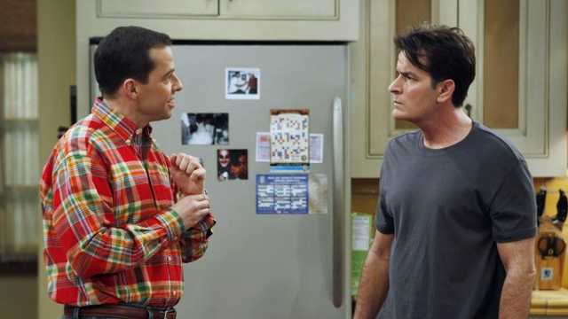 Jon Cryer: Gaji Charlie Sheen 3 kali lipat dari saya di Two and a Half Men