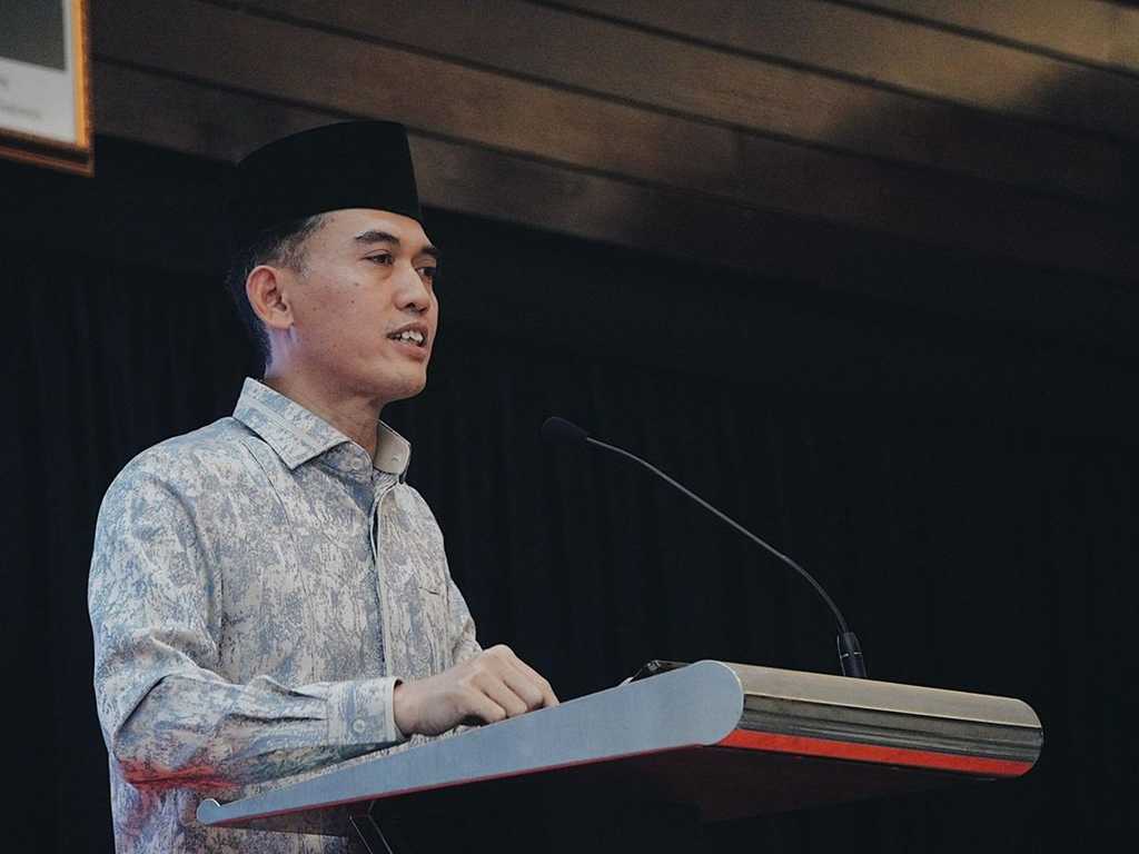 Search image article