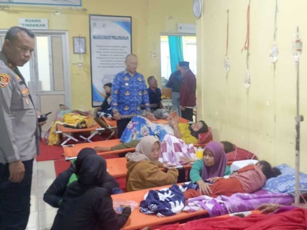 Mensesneg minta maaf atas keracunan MBG, ratusan siswa jadi korban