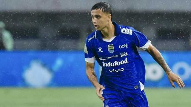 Johnny Jansen akui gagal boyong Eliano Reijnders ke Bali United, pilih Persib