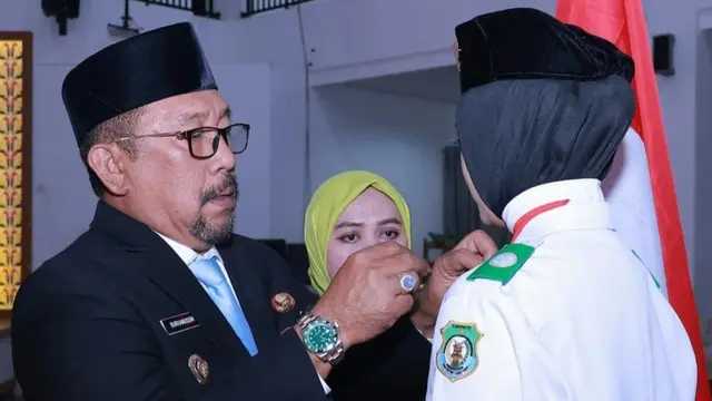 Mendagri Tito Peringatkan Pejabat: Jangan Pamer Rolex, Empati ke Rakyat!