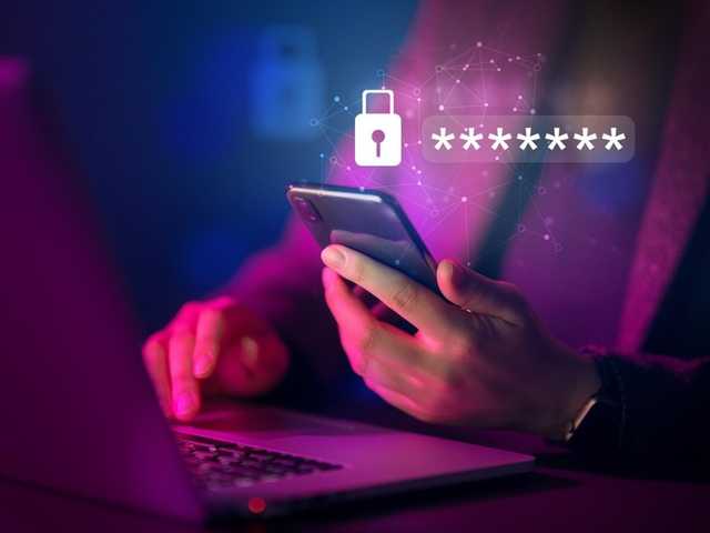 Panik Transaksi Pending Saat Belanja Online? Cek Solusi Ini