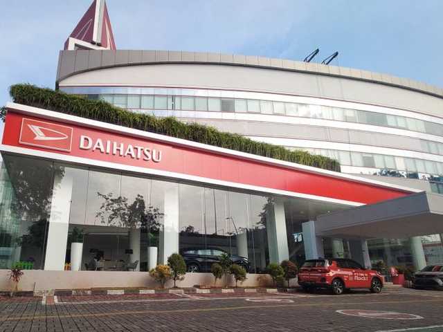 Astra Daihatsu Buka Lowongan Kerja, Targetkan Fresh Graduate & Profesional Muda