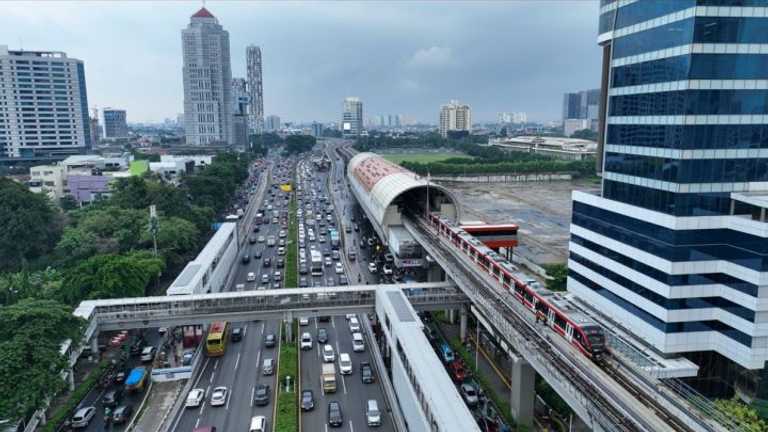 Cek Tarif Terbaru: LRT, MRT, Transjakarta Mudahkan Mobilitas Jabodebek
