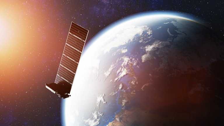 Satelit Starlink Berjatuhan Tiap Hari, Orbit Bumi Kian Penuh Sampah