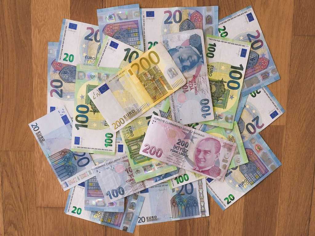 Rencana Redenominasi Rupiah: Belajar dari Sejarah Hiperinflasi Ekstrem Negara Lain