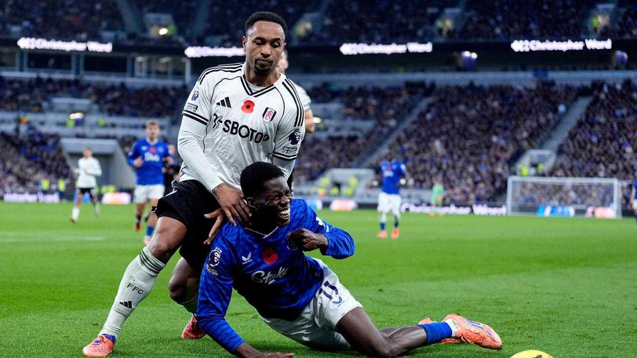 Ironi Fulham: Gol Bunuh Diri Lawan Jadi Top Skor, Lini Serang Tumpul