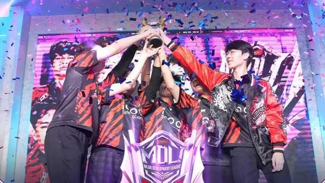 Bigetron Academy Raih Gelar Juara MDL ID S12, Tak Terkalahkan!