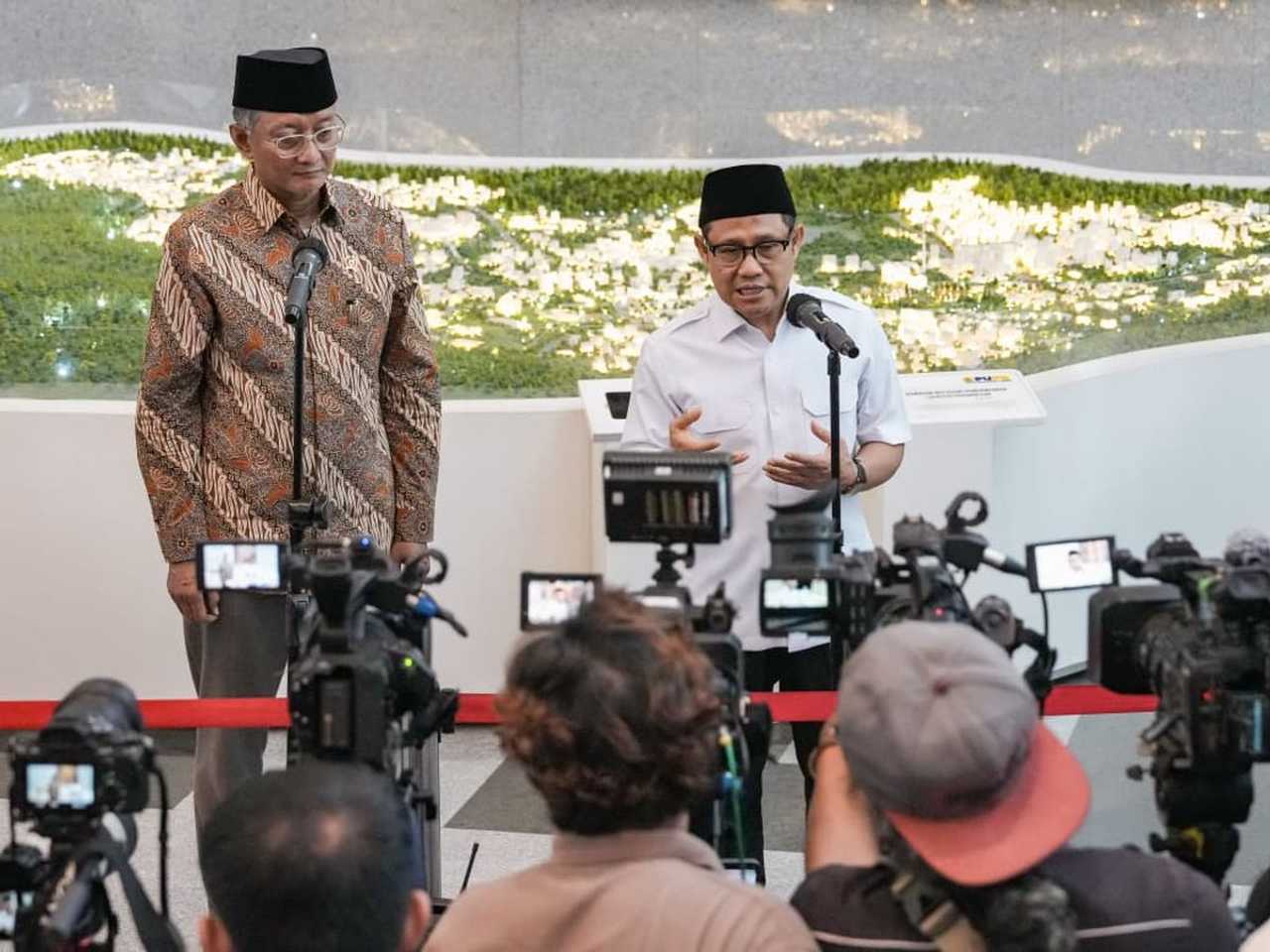 Search image article