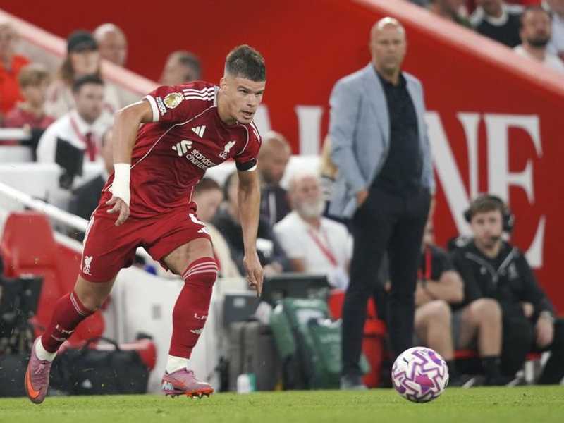 Robertson bela Milos Kerkez: Ia akan jadi bek kiri fantastis