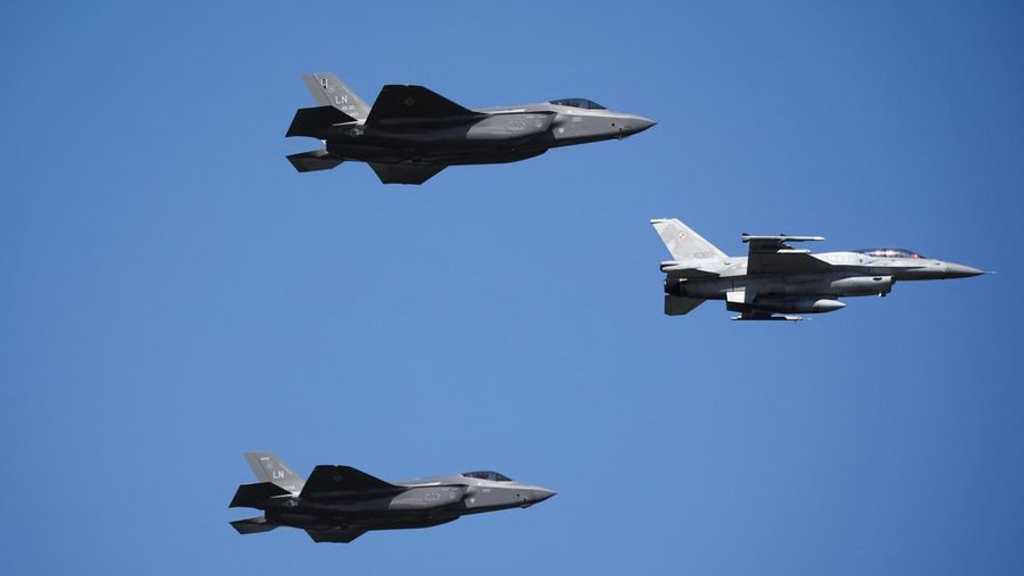 Rusia Gempur Ukraina, Polandia dan NATO Siagakan Jet Tempur di Perbatasan