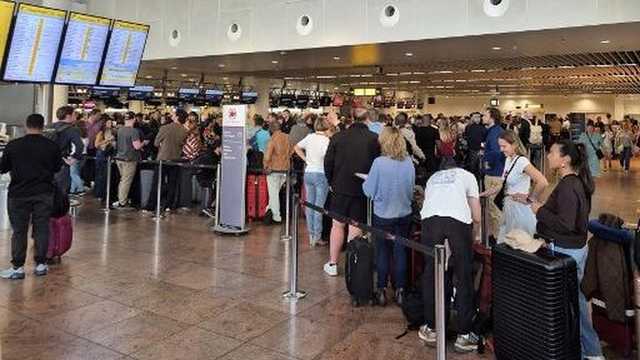Serangan Siber Ganggu Operasional Bandara di Eropa
