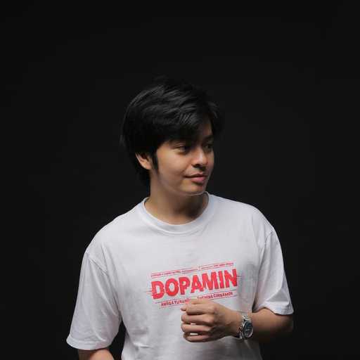 Angga & Shenina: Syuting Dopamin Bareng Teddy Soeriaatmadja, Penuh Tantangan Organik