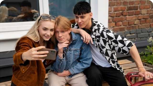 Riset HSBC: Gen Z dan milenial lebih optimistis soal keuangan, prioritaskan keluarga dan pensiun