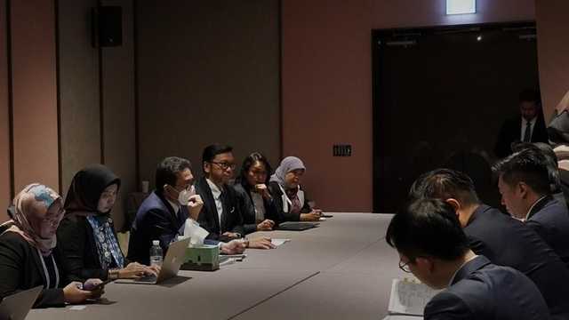 Search image article