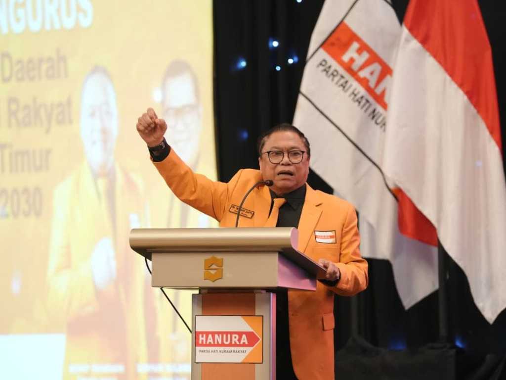 Oso kumpulkan kader Hanura di Surabaya, tekankan filosofi politik dan kerja legislatif