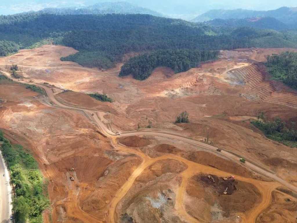 Indonesia Kuasai 40% Nikel Dunia: Hilirisasi dan Tantangan Geopolitik