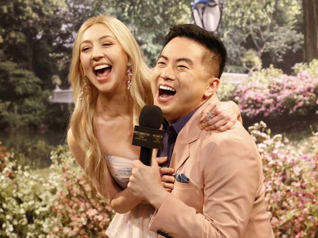 Bowen Yang Ungkap Heidi Gardner 'Legenda' SNL Usai Hengkang, Ini Alasannya