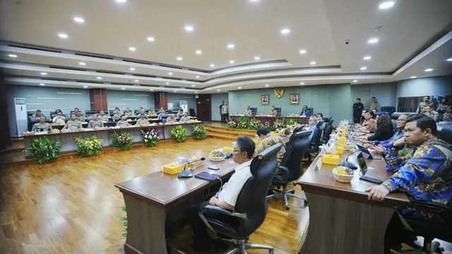 Search image article