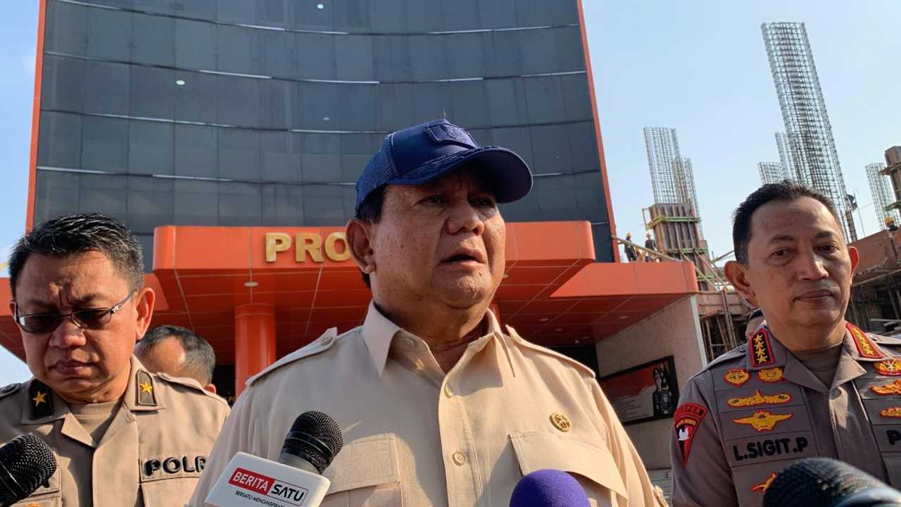 Prabowo Tegas: Pembakaran DPRD Makassar Makar, 4 ASN Tewas!