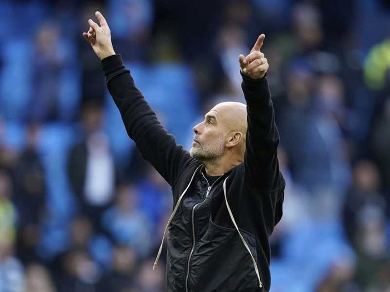 Pep Guardiola puji McTominay dan De Bruyne jelang Man City vs Napoli