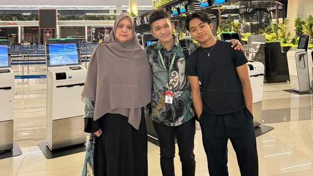 Ruben Onsu Umrah Bareng Ibu Maipa Khalifah, Betrand Peto Antar
