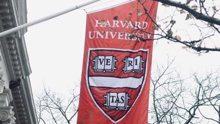 Pengadilan AS Batalkan Pemotongan Dana USD2 Miliar Trump untuk Harvard, Langgar Amandemen Pertama