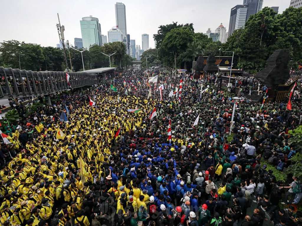 Gejolak Politik Indonesia-Thailand Guncang Pasar, Gema Krisis 1998 Ancam Ekonomi