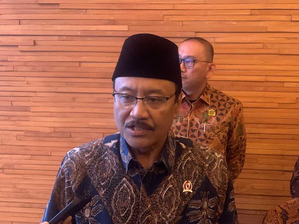 Search image article