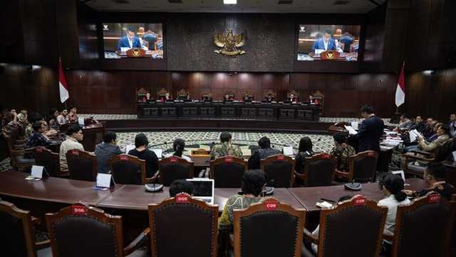 MK tolak uji formil UU TNI